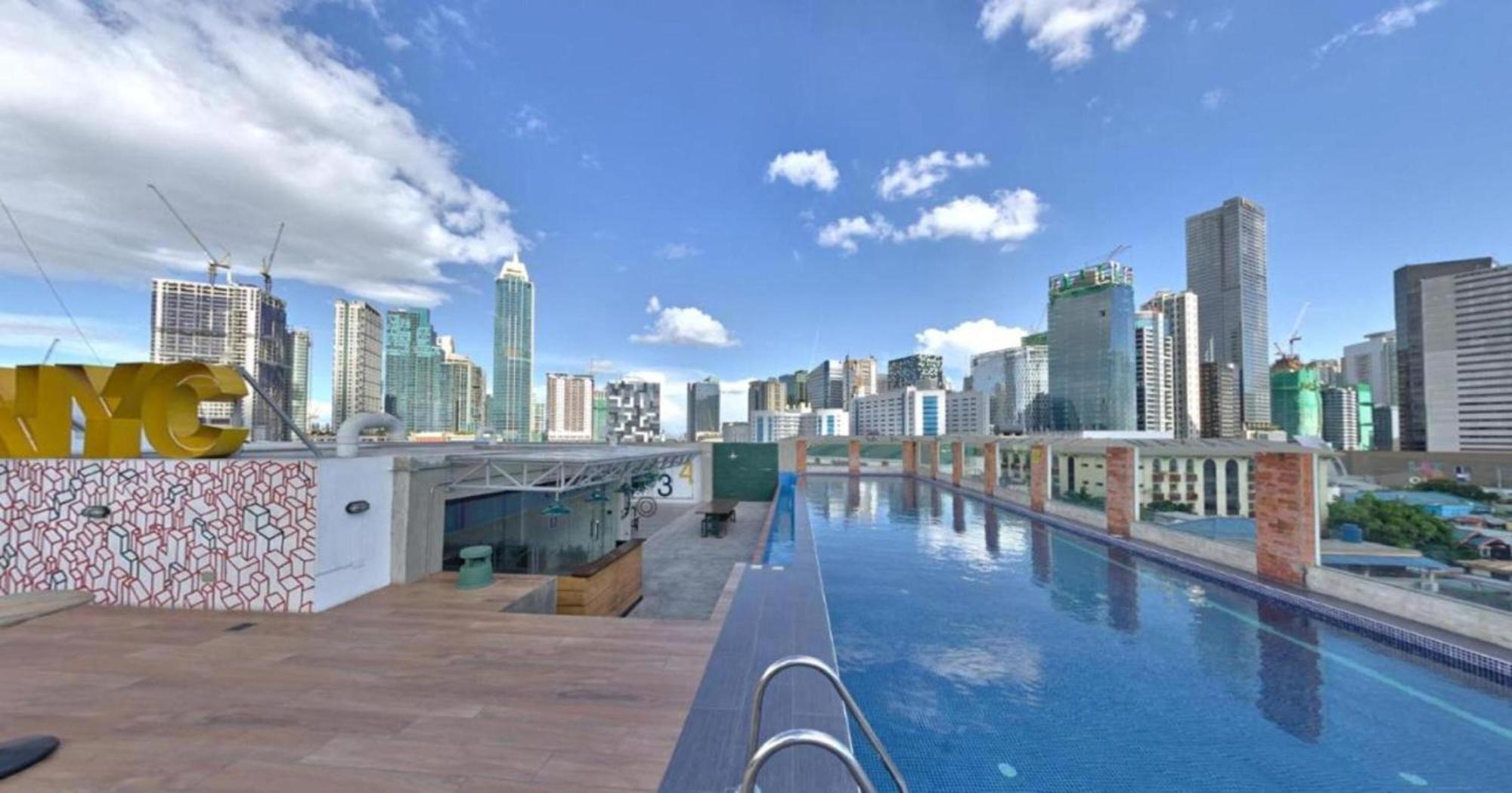 Hotel Oyo 563 Mytown New York Taguig Exterior foto